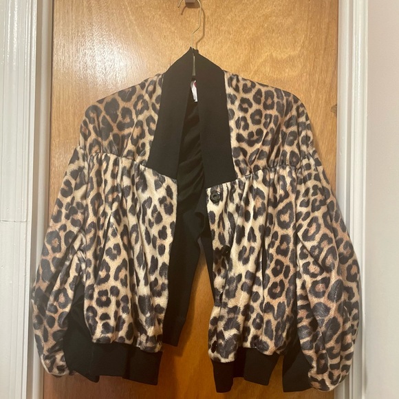 Leopard Ruched Bomber Jacket - Picture 3 of 6